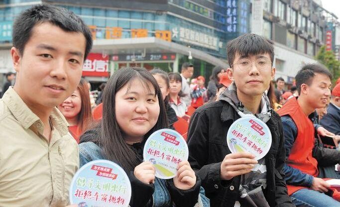 【快讯】“五色阳光”志愿服务队 让童年越来越多彩